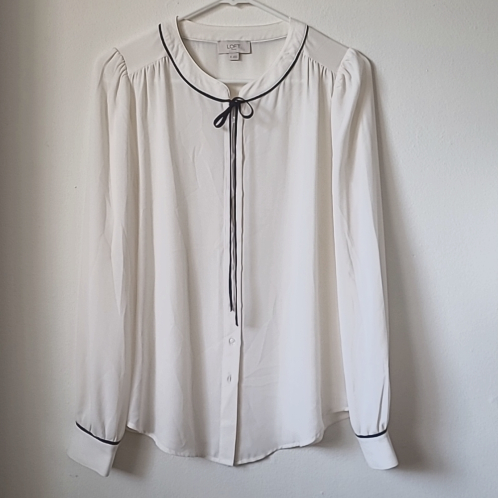 Loft outlet white blouse black tie XS NWOT
